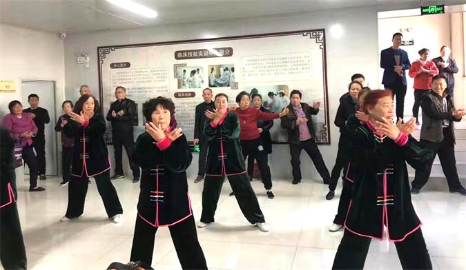 006八段锦_看图王.jpg