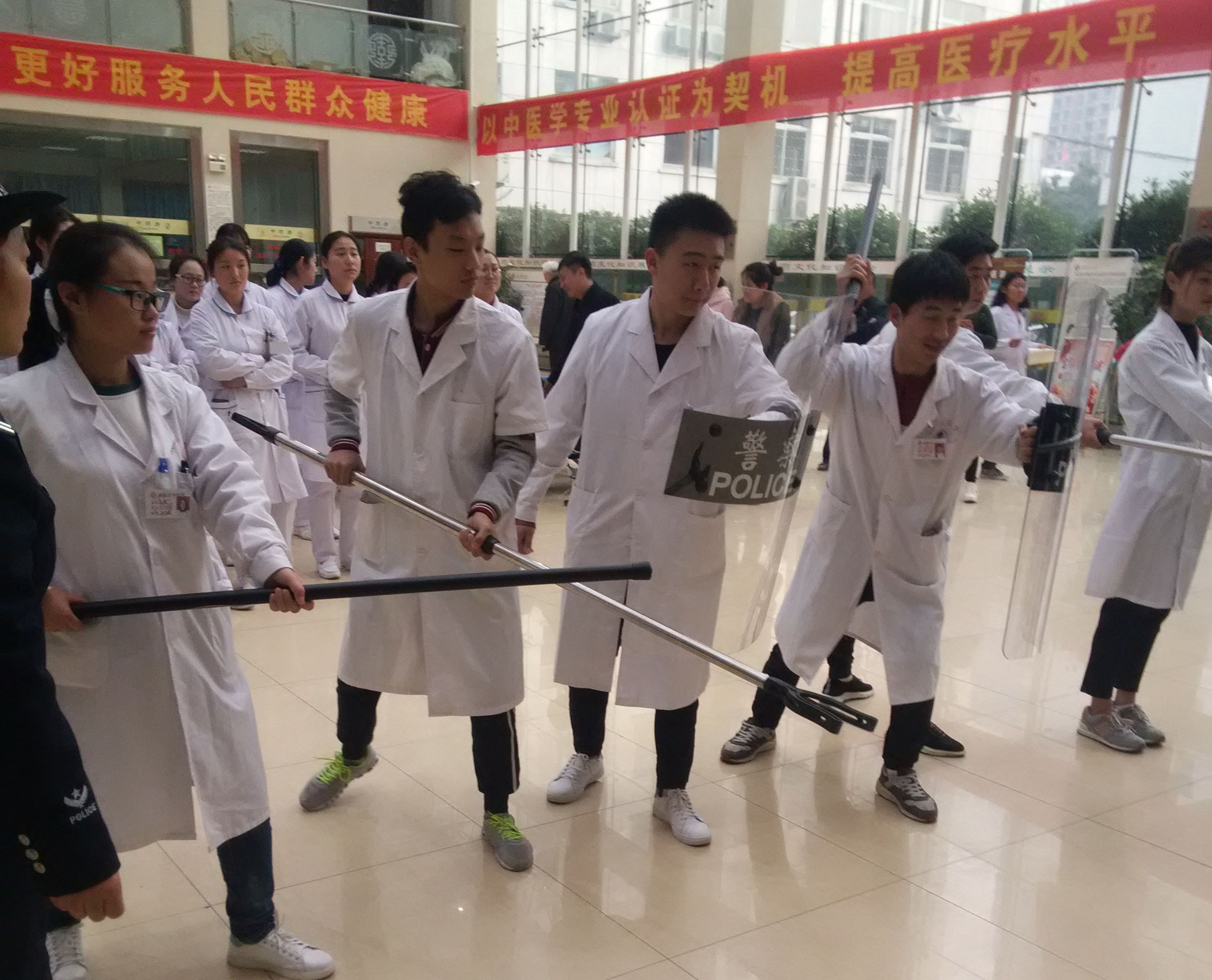 反暴恐2.jpg