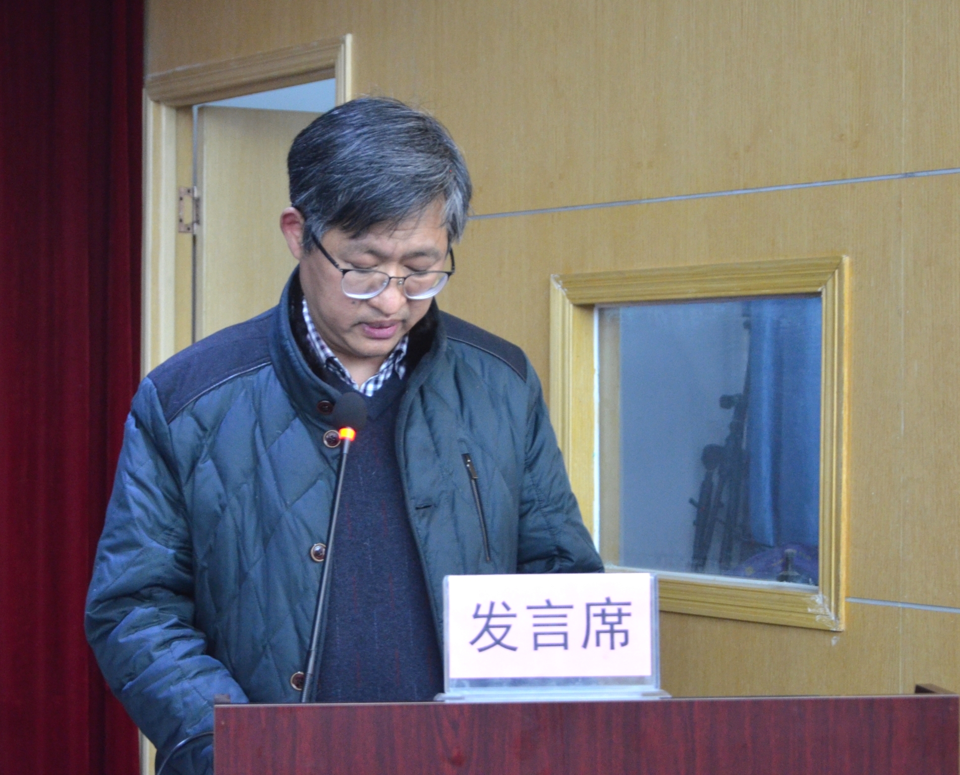 15先进个人代表乔松彦发言.jpg