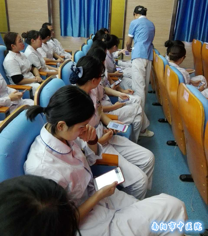 6月护理培训1.jpg