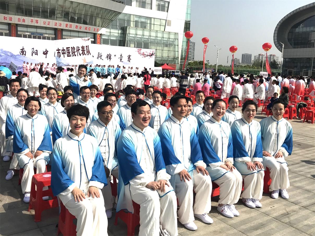 李哲左.jpg