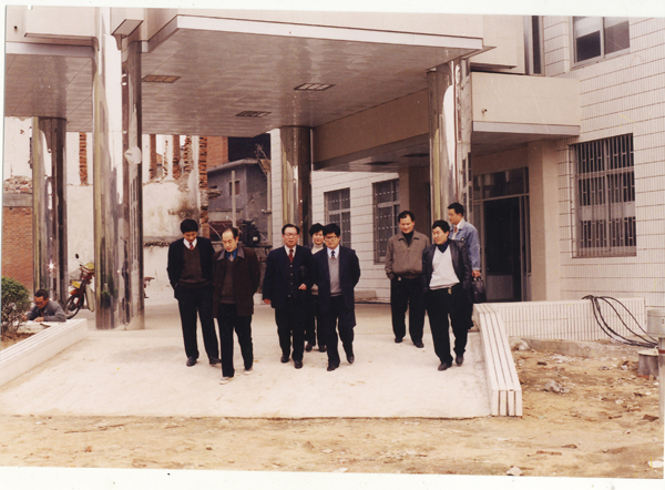 病房楼建设接近完工.jpg
