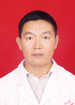 秦涛个人照.jpg
