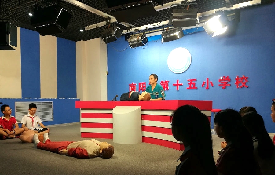 十五小1.jpg