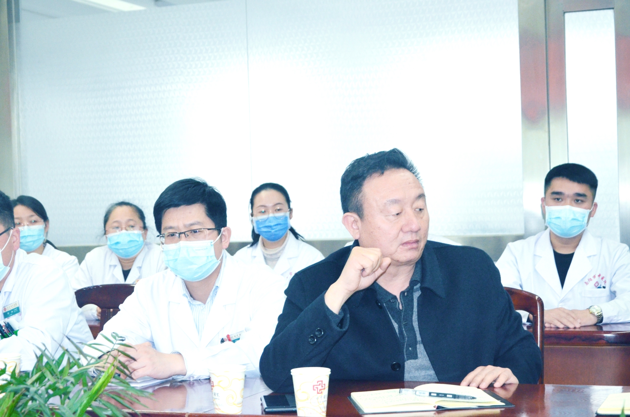 12杨运卿蓝做总结报告_看图王.jpg