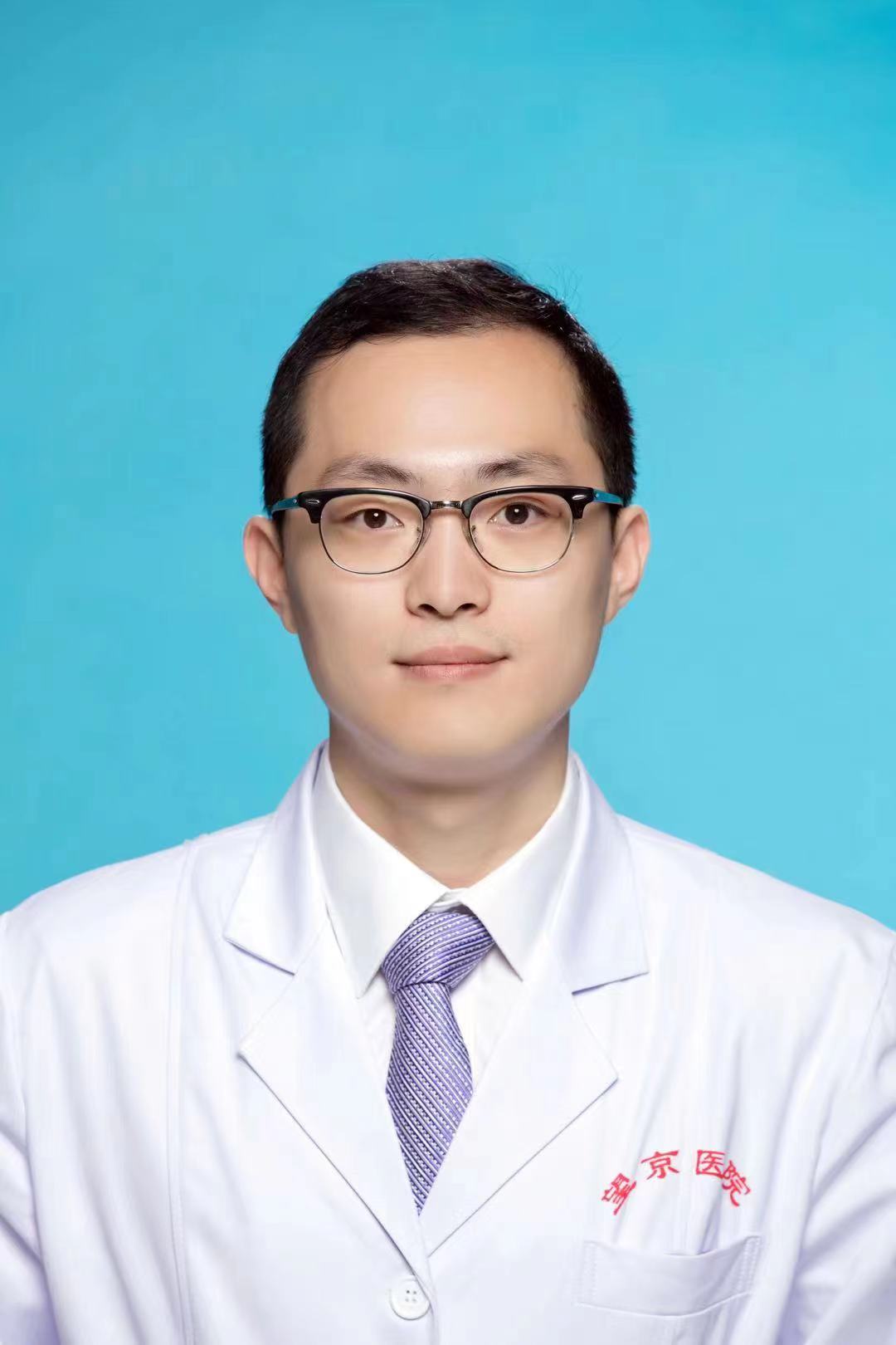006李䶮相片.jpg